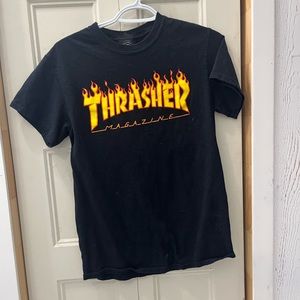 Trasher shirt black